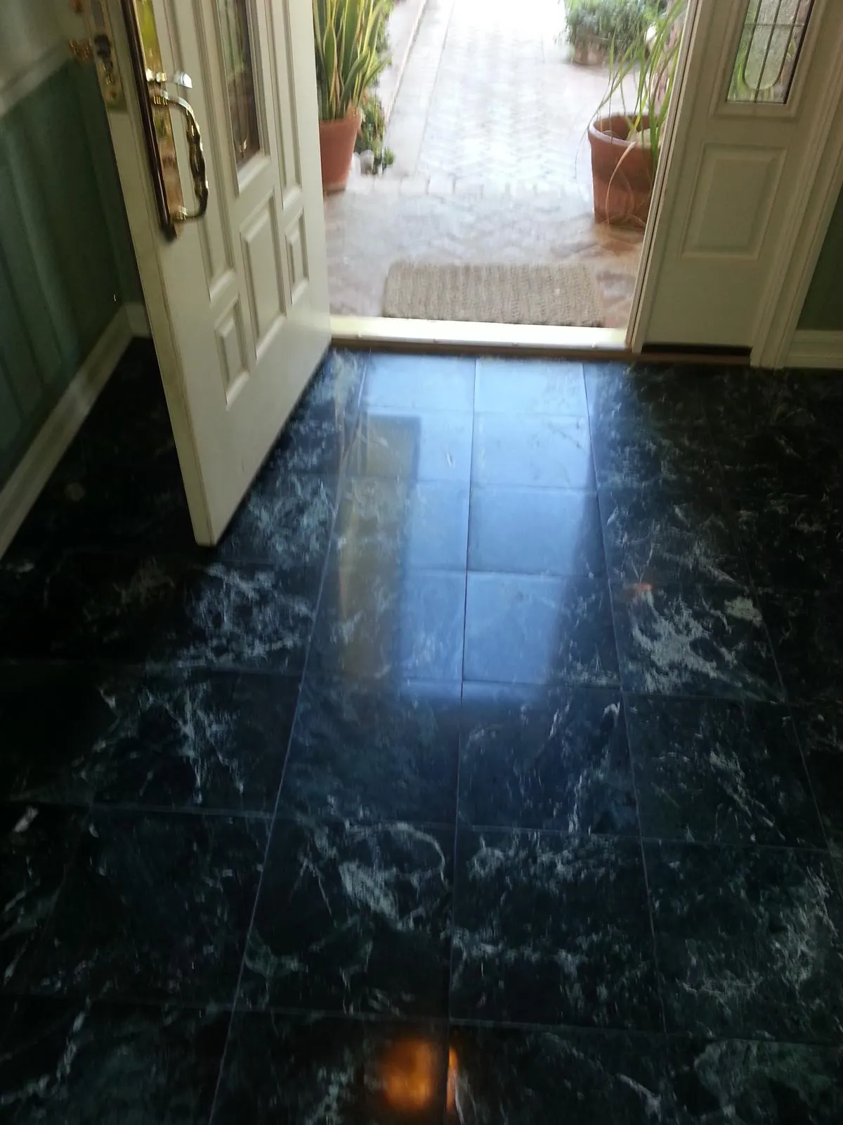 Dark Marble Entranceway Polishing